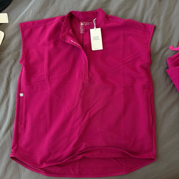 FIGS Rafaela XS and Isabel Pants S - Picture 3 of 6